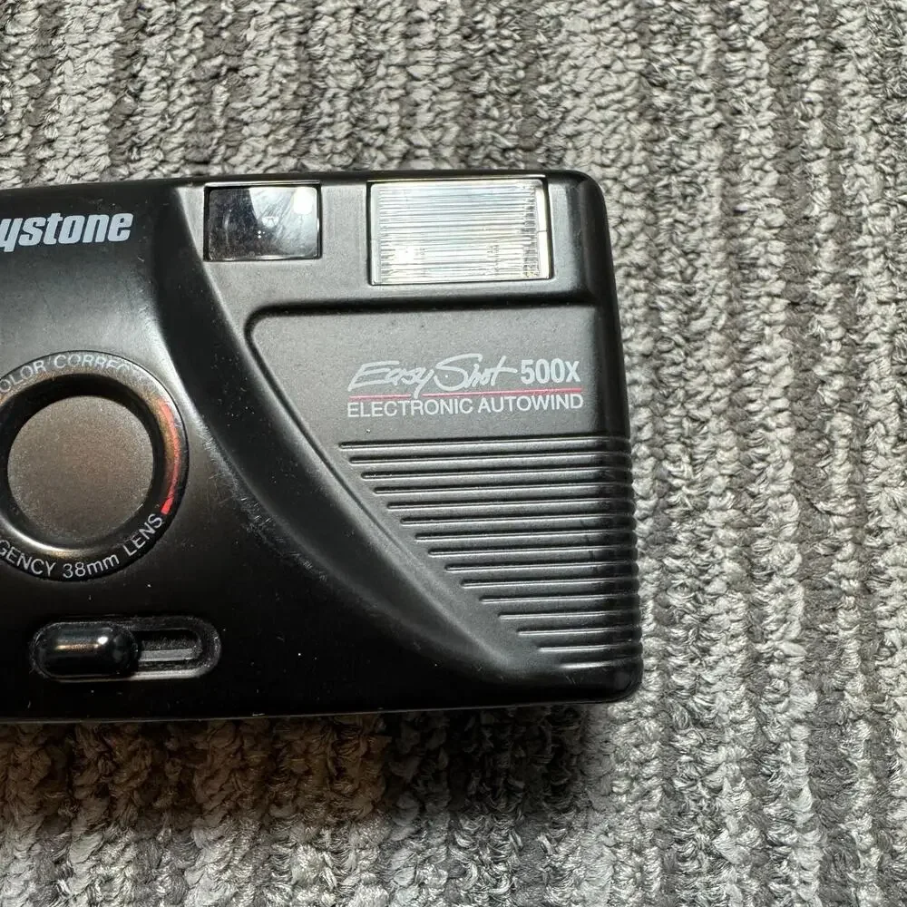 Keystone Easy Shot 500X 35mm Point & Shoot Film Camera Electronic Autowind